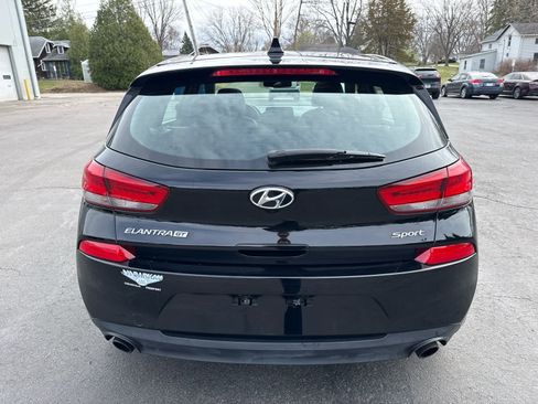 Used 2018 Hyundai Elantra GT Sport w/ Sport Tech Package 04 image 4