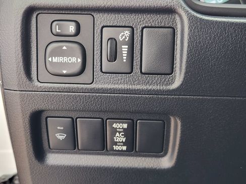 Used 2016 Toyota 4Runner SR5 Premium RWD image 20
