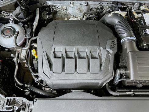 Used 2024 Audi Q3 2.0T Premium w/ Convenience Package image 32