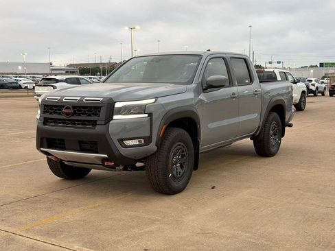 New 2026 Nissan Frontier PRO-4X w/ Tow Package AWD/4WD image 2