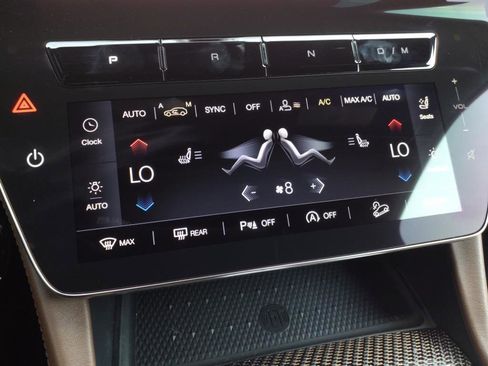 New 2024 Maserati Grecale GT image 7