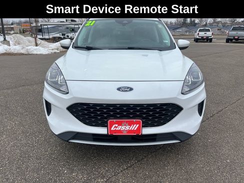 Used 2021 Ford Escape SE image 10