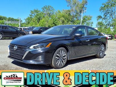 Used 2025 Nissan Altima 2.5 SV