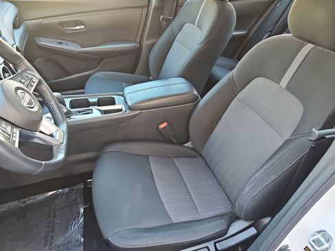 Used 2024 Nissan Sentra SV w/ All-Weather Package FWD image 15