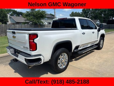 Used 2025 Chevrolet Silverado 3500 High Country w/ High Country Premium Package AWD/4WD image 5