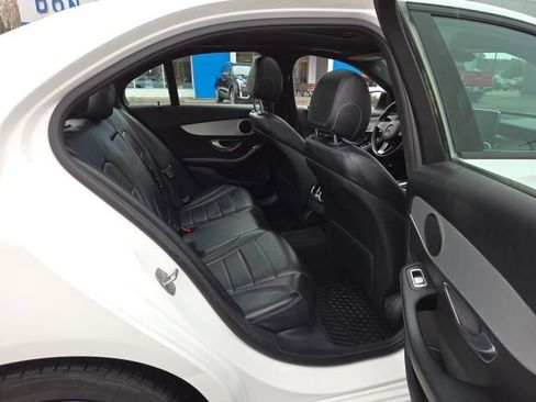 Used 2017 Mercedes-Benz C 300 4MATIC Sedan image 41