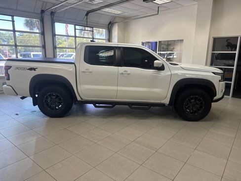 Used 2024 Nissan Frontier PRO-4X w/ Pro Premium Package AWD/4WD image 9