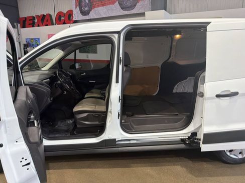 Used 2017 Ford Transit Connect XLT FWD image 61
