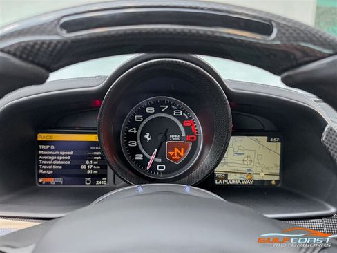 Used 2012 Ferrari 458 Italia Coupe RWD image 13