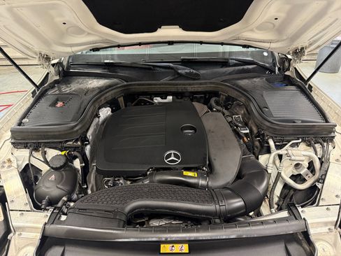 Used 2020 Mercedes-Benz GLC 300 4MATIC Coupe image 21