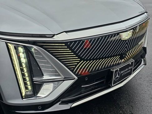 Used 2024 Cadillac Lyriq Luxury w/ LPO, Floor Liner Package image 3