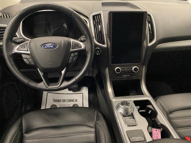 Used 2021 Ford Edge SEL w/ Convenience Package AWD/4WD image 2