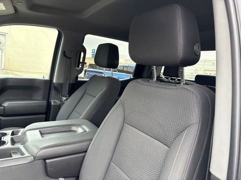 Used 2020 Chevrolet Silverado 1500 Custom Trail Boss w/ Custom Convenience Package AWD/4WD image 9
