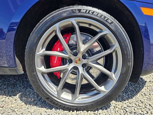 Used 2024 Porsche Macan GTS AWD/4WD image 9