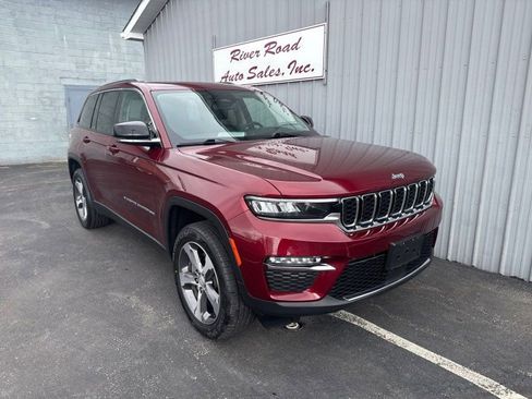 Used 2023 Jeep Grand Cherokee 4WD 4xe image 1