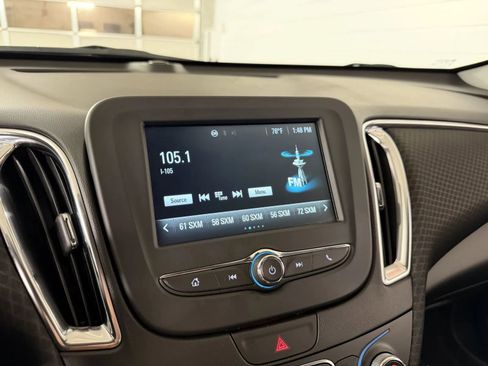 Used 2016 Chevrolet Malibu LT FWD image 20