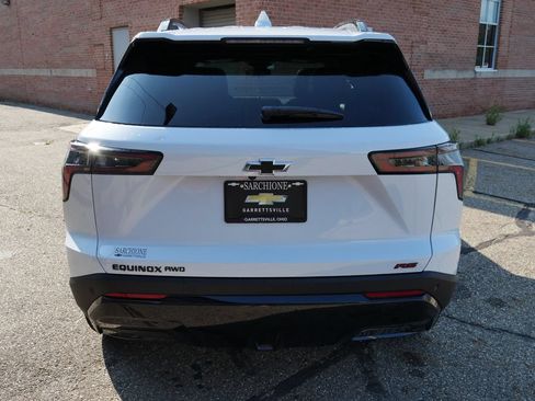 New 2026 Chevrolet Equinox RS w/ Convenience Package III AWD/4WD image 7