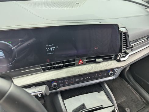 Certified 2025 Kia Sportage X-Line Prestige image 23