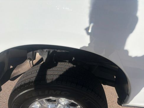 Used 2024 RAM 2500 Laramie AWD/4WD image 13