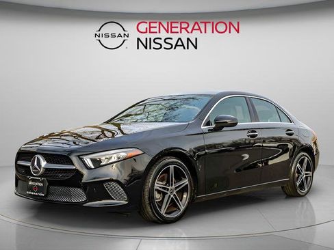 Used 2022 Mercedes-Benz A 220 A 220 image 3