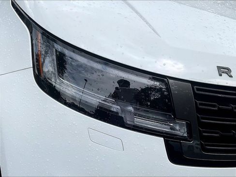 Used 2022 Land Rover Range Rover SE AWD/4WD image 24