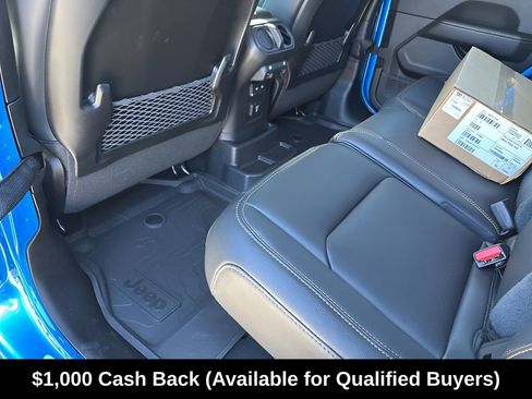 New 2026 Jeep Wrangler Sahara AWD/4WD image 23