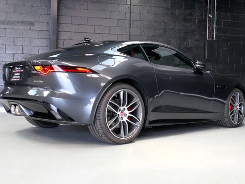 Used 2020 Jaguar F-TYPE R-Dynamic image 16