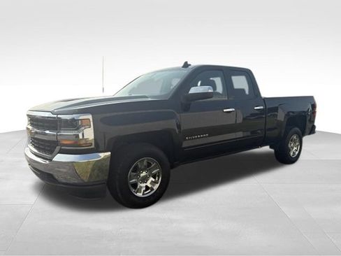 Used 2019 Chevrolet Silverado 1500 LT AWD/4WD image 8