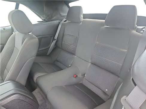 Used 2013 Ford Mustang GT RWD image 21