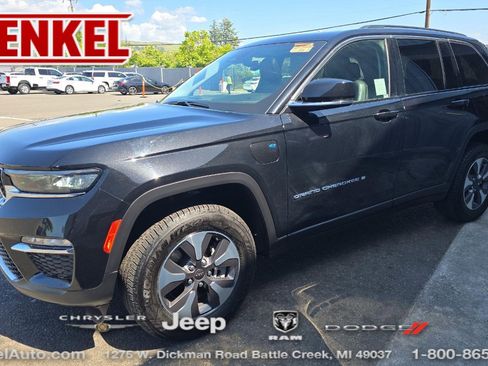 Used 2023 Jeep Grand Cherokee 4WD 4xe image 1