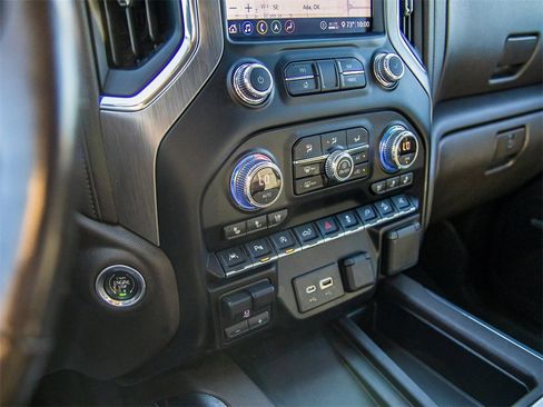 Used 2020 GMC Sierra 1500 Denali w/ Denali Ultimate Package image 37