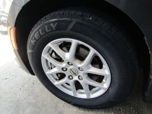 Used 2021 Chrysler Pacifica Touring-L FWD image 30