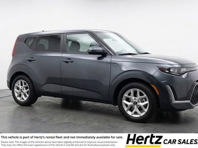 Used 2025 Kia Soul LX w/ LX Technology Package