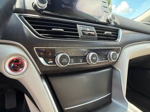 Used 2020 Honda Accord Touring image 21