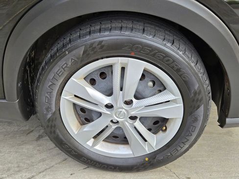 Used 2024 Nissan Kicks S FWD image 8