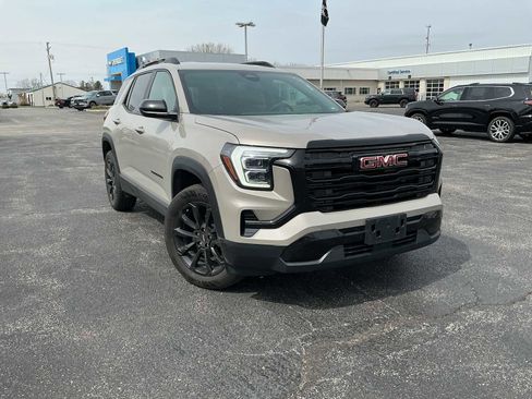 Used 2026 GMC Terrain Elevation w/ Elevation Premium Package image 1