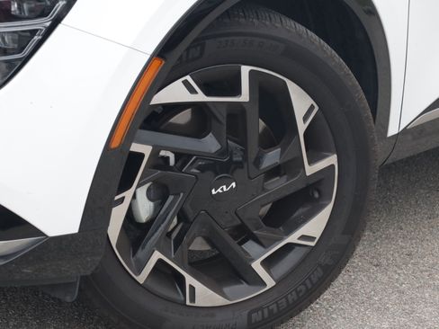 Used 2024 Kia Sportage SX FWD image 9