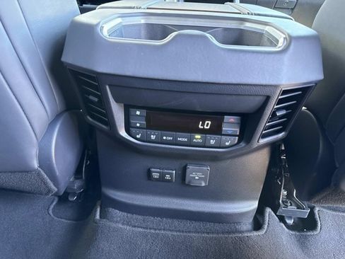 Used 2025 Toyota Sequoia Capstone image 22