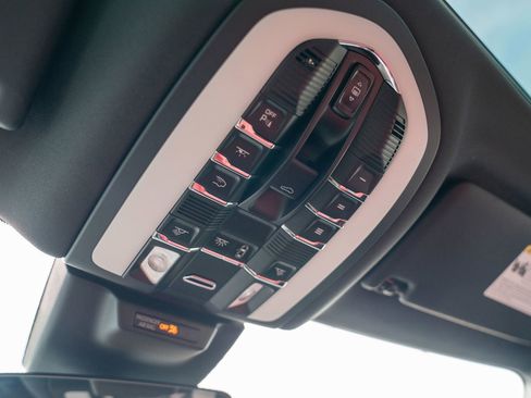 New 2026 Porsche Macan Turbo AWD/4WD image 23