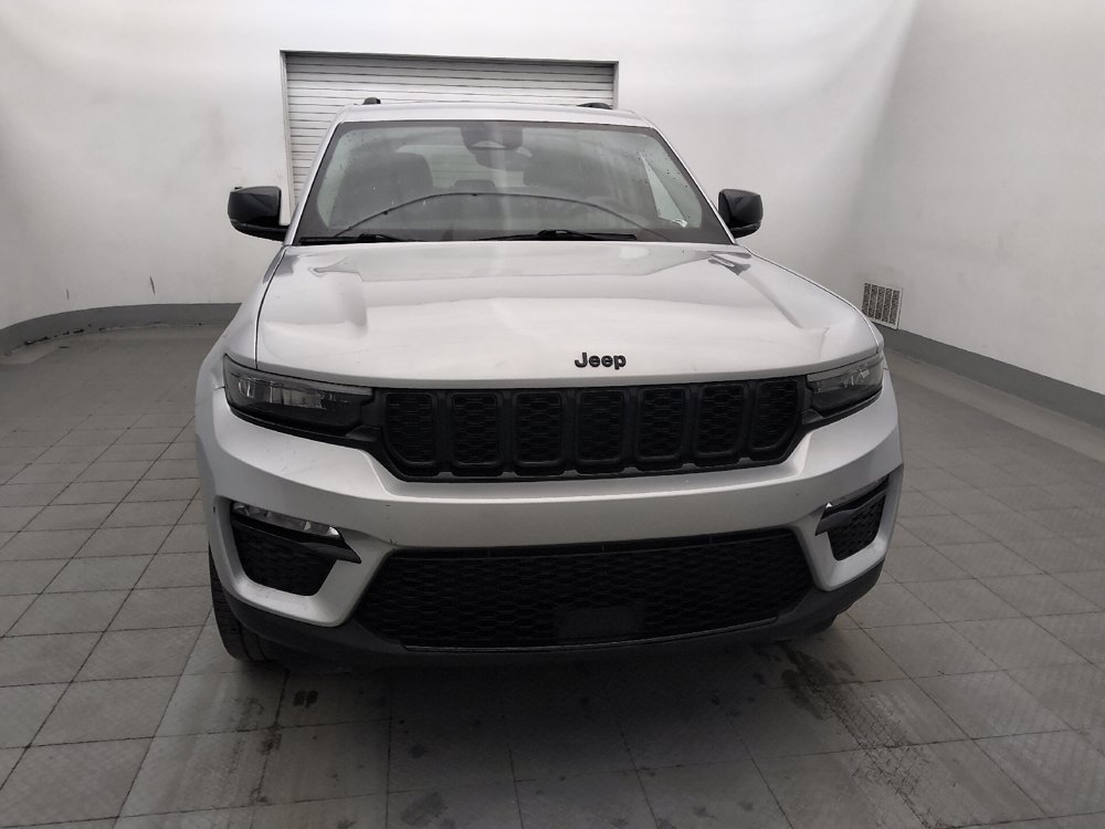 Used 2023 Jeep Grand Cherokee Limited w/ Black Appearance Package RWD image 14