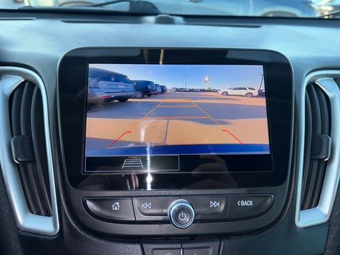 Used 2023 Chevrolet Malibu LT FWD image 34