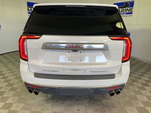 Used 2021 GMC Yukon Denali w/ Denali Premium Package RWD image 17