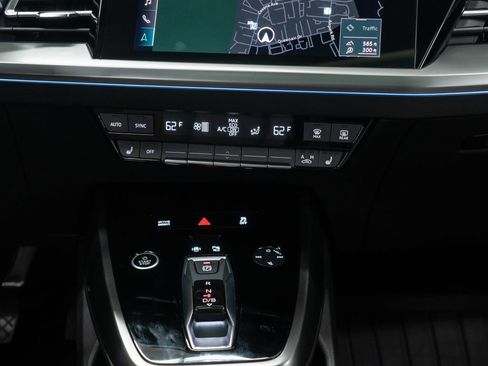 Used 2022 Audi Q4 e-tron Prestige image 28