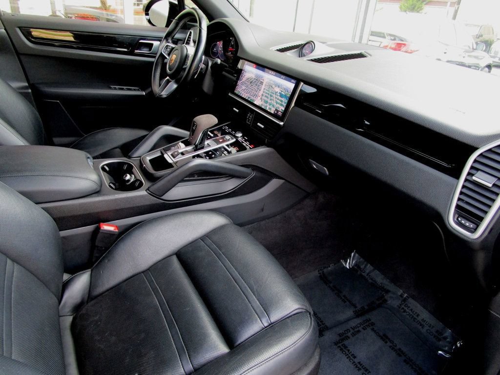 Used 2019 Porsche Cayenne AWD/4WD image 14