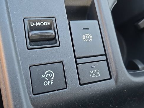New 2026 Nissan Sentra SR w/ Floor Mat Package FWD image 9