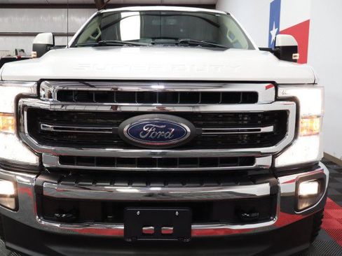Used 2020 Ford F250 Lariat w/ Lariat Value Package AWD/4WD image 23
