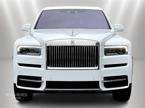 Certified 2022 Rolls-Royce Cullinan image 3