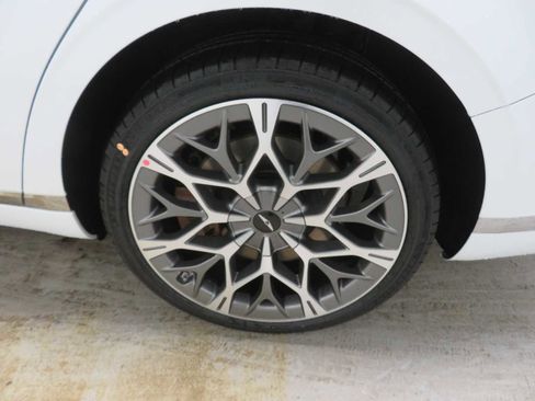 New 2026 Genesis G90 3.5T AWD/4WD image 8