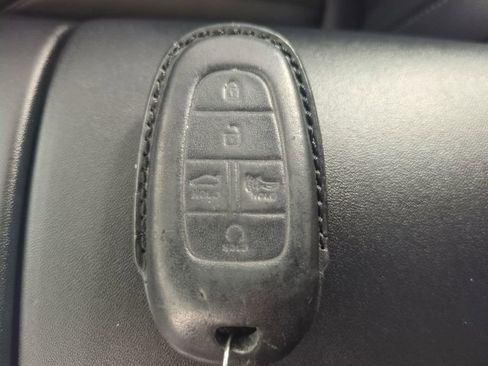 Certified 2022 Hyundai Santa Fe SEL Premium image 39