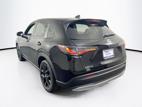 Used 2023 Honda HR-V Sport image 7